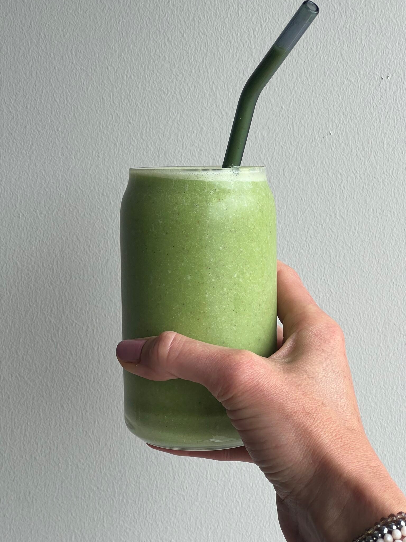 Kristjana Steingríms green and glowing smoothie